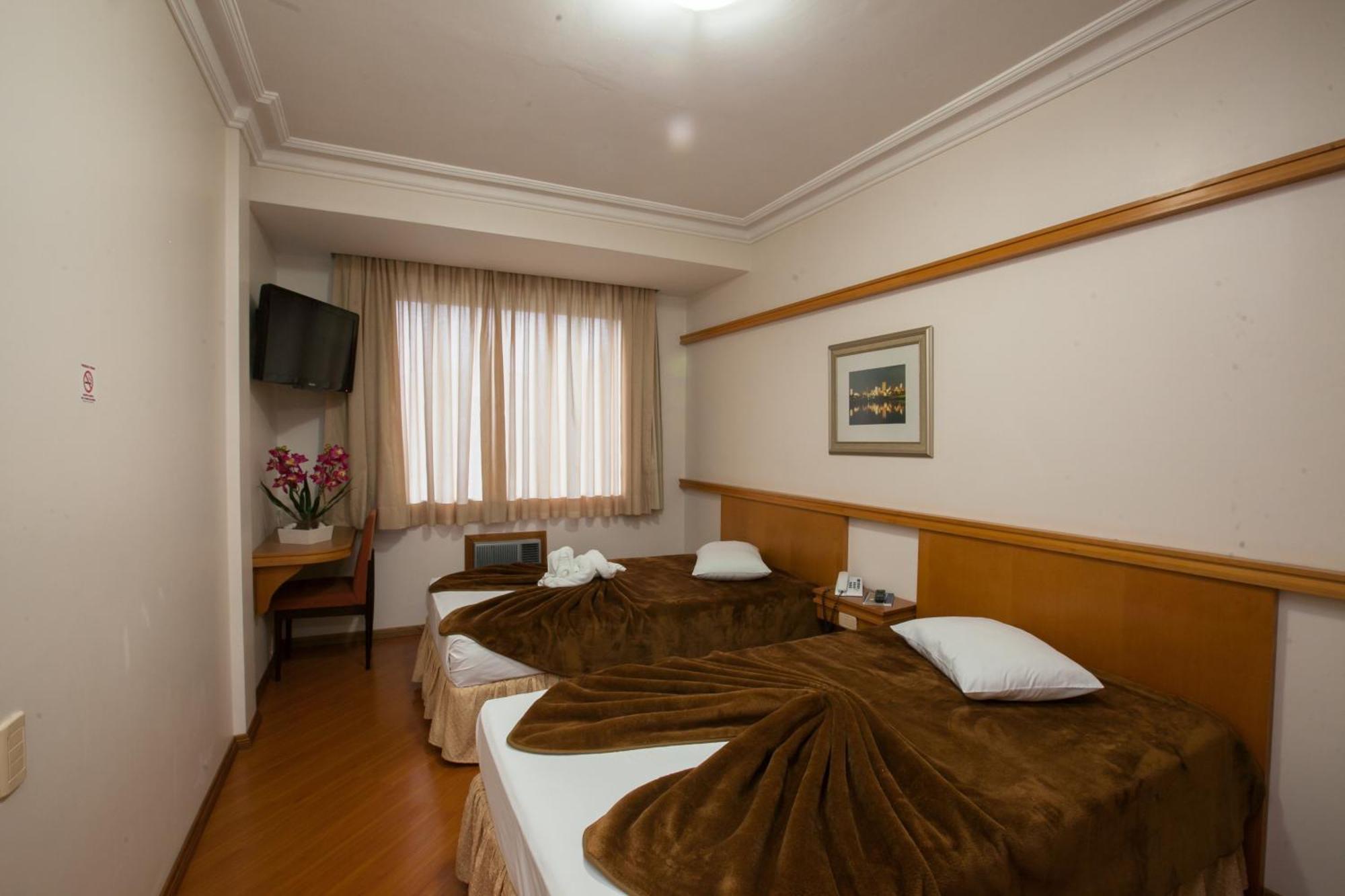 Grande Hotel Guarapuava Værelse billede