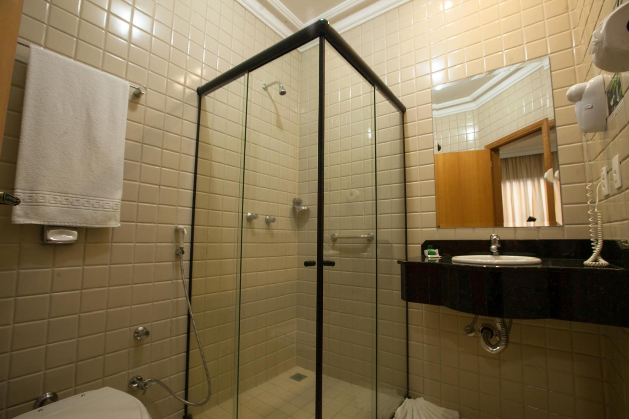 Grande Hotel Guarapuava Værelse billede